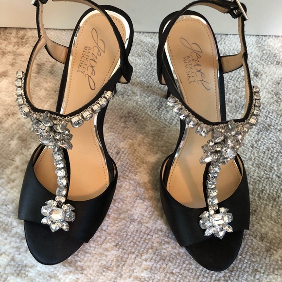 Black heels - Picture 4 of 4